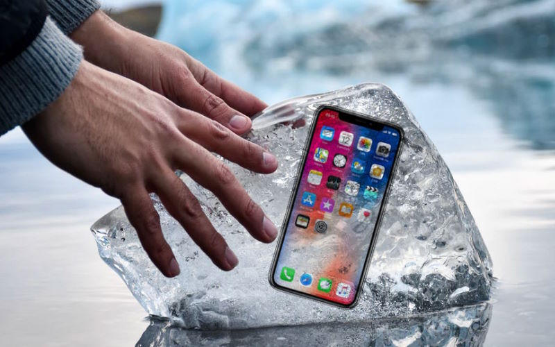علت فریز شدن صفحه آیفون